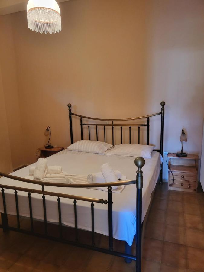Maria Home Ándros Екстериор снимка